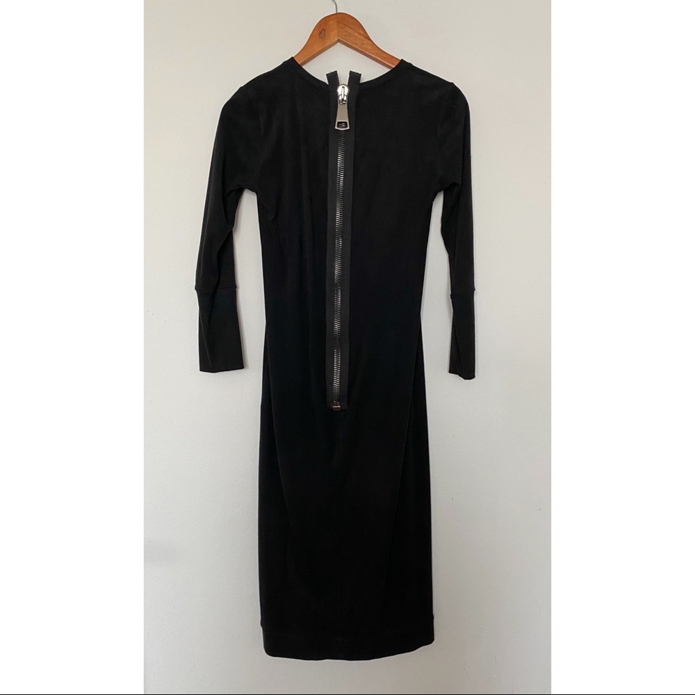 Stylish zip back black midi dress